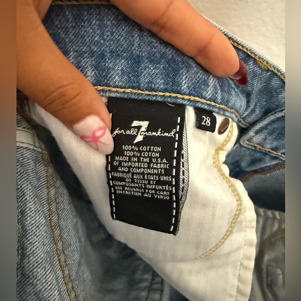 7 For All Mankind The Kiki with Raw Hem in Vintage Wythe Cropped Ankle Jeans - Picture 5 of 12